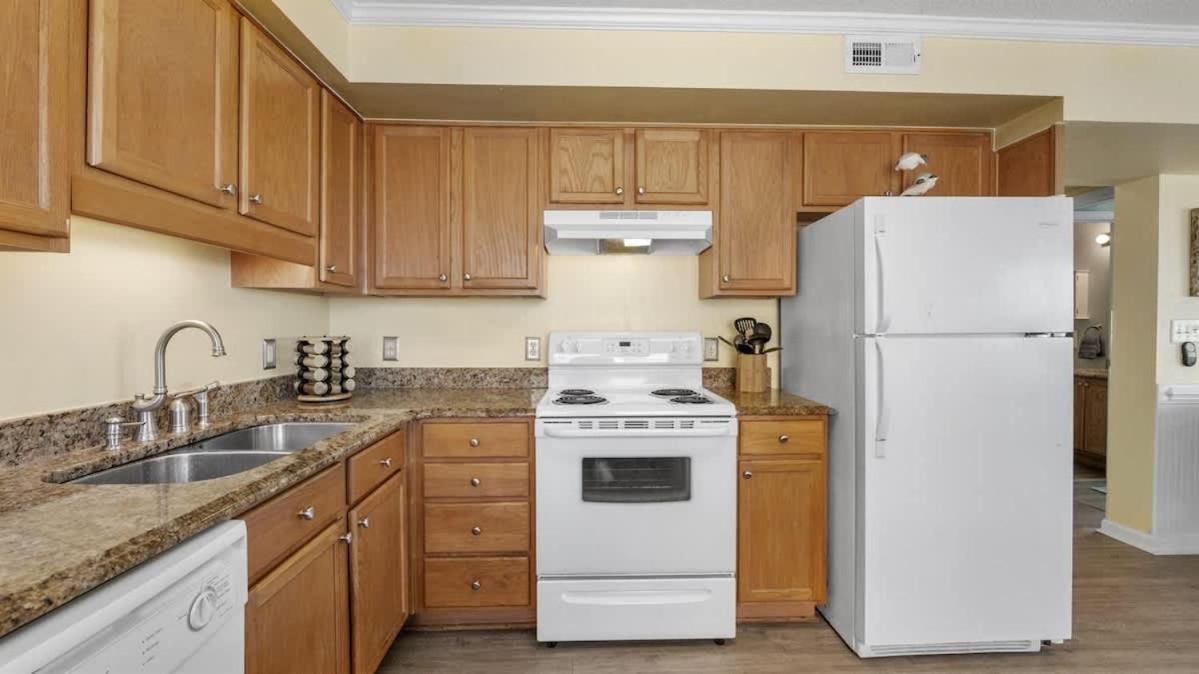*2Br Oceanfront Retreat*King Ensuite*Pool*Nmb Cherry Grove*Pc4 미를 비치 외부 사진